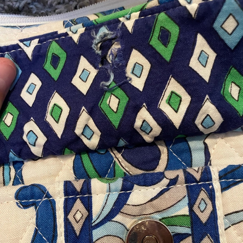 Vera Bradley Crossbody Bundle - Picture 6 of 16